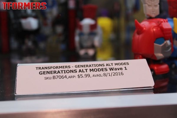 SDCC 2016   Generations Platinum Series And Titans Return Preview Night Display 065 (65 of 157)